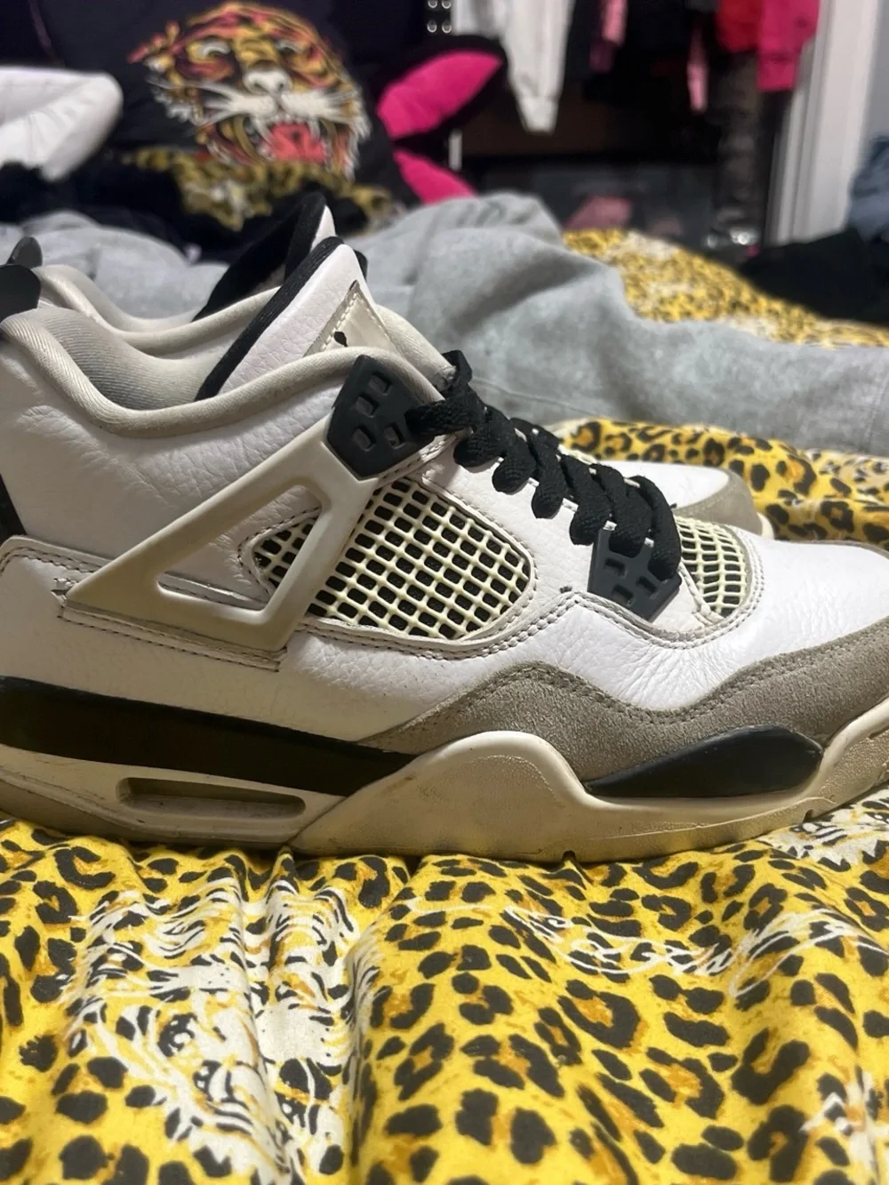 Jordan Men's White and Black Retro Sneakers